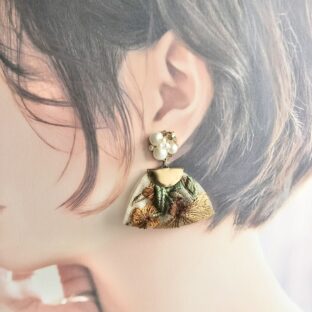 India ribbon × pearl （beige flower）